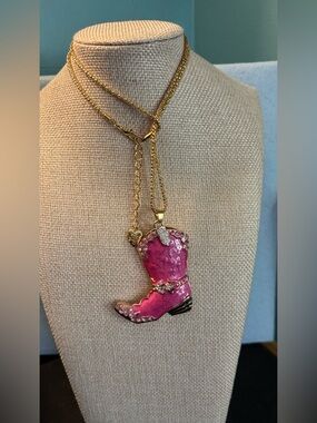 Betsey Johnson cowboy boots necklace NWT